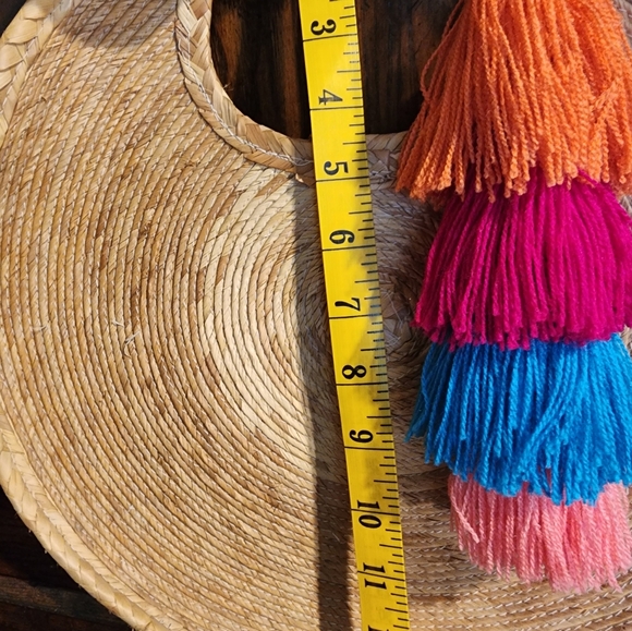 Straw Handbag - Picture 2 of 3